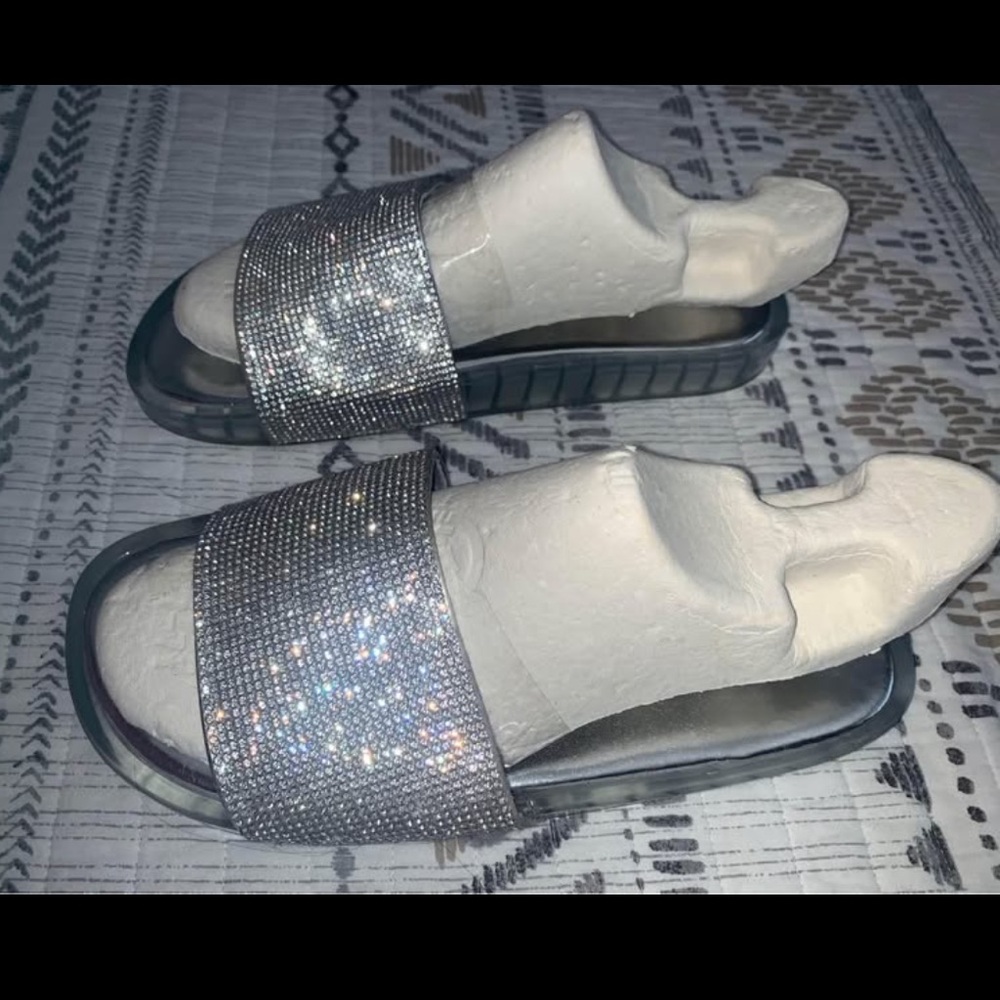 Qupid Silver Slide Sandals - Size 8
